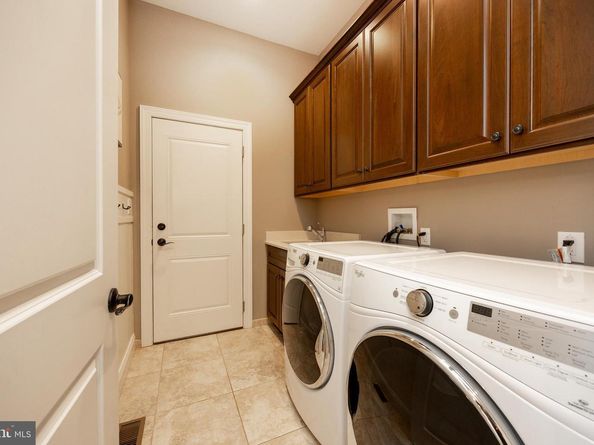 105 Magnolia Street, Dresher PA 19025