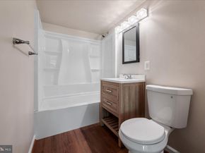 1247 N Van Dorn Street, Alexandria VA 22304