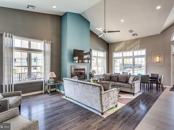 1247 N Van Dorn Street, Alexandria VA 22304