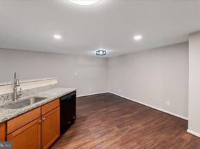 1247 N Van Dorn Street, Alexandria VA 22304