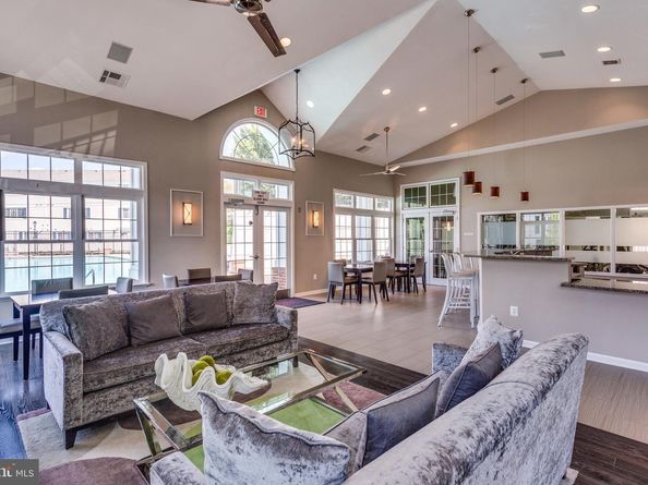 1247 N Van Dorn Street, Alexandria VA 22304