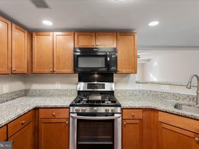 1247 N Van Dorn Street, Alexandria VA 22304