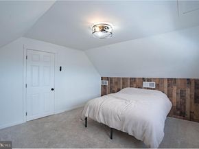 42 Hollyhock Lane, Levittown PA 19055