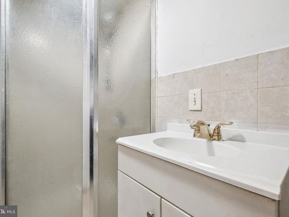 235 Ashby Road, Upper Darby PA 19082