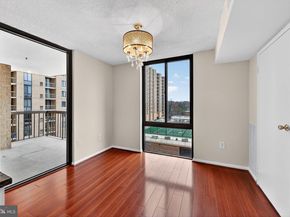 4500 S Four Mile Run Drive 314, Arlington VA 22204