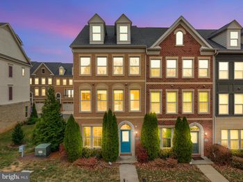 3139 Fort Lincoln Drive NE