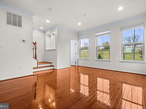 3139 Fort Lincoln Drive NE, Washington DC 20018