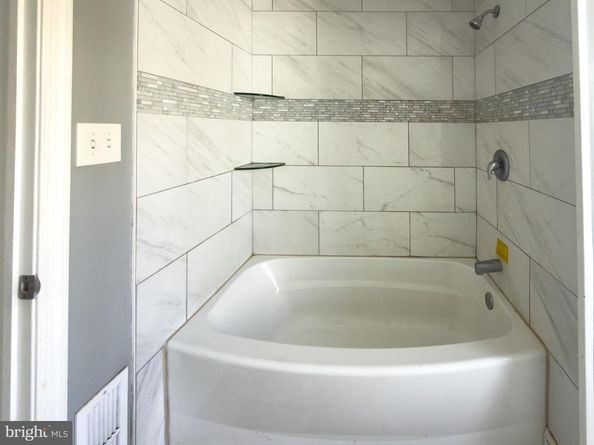 2517 W Seybert Street, Philadelphia PA 19121