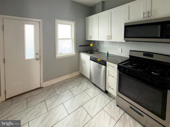 2517 W Seybert Street, Philadelphia PA 19121