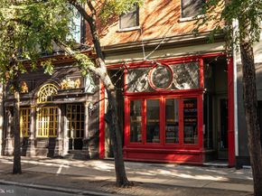 1121 Walnut Street, Philadelphia PA 19107