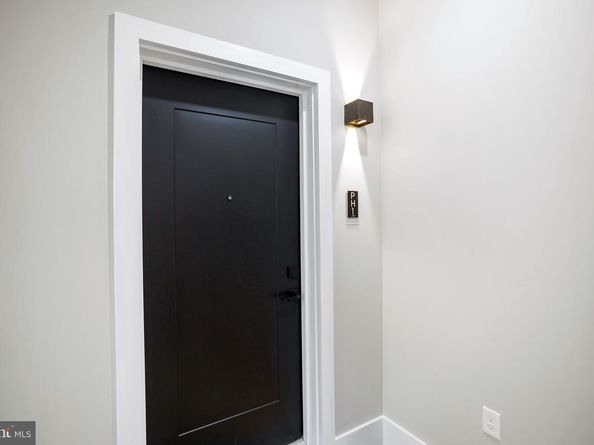 1358 Florida Avenue NE PH2, Washington DC 20002