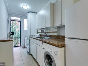 81 Q Street SW, Washington DC 20024