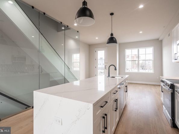 4030 Marilyn Drive, Philadelphia PA 19131