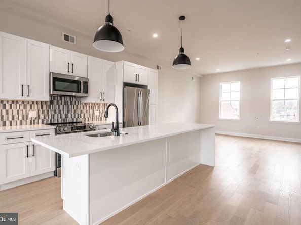 4030 Marilyn Drive, Philadelphia PA 19131