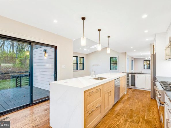 5921 Chesterbrook Road, Mclean VA 22101