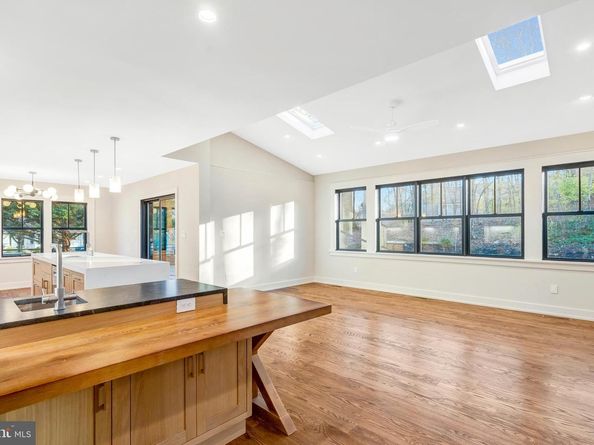 5921 Chesterbrook Road, Mclean VA 22101