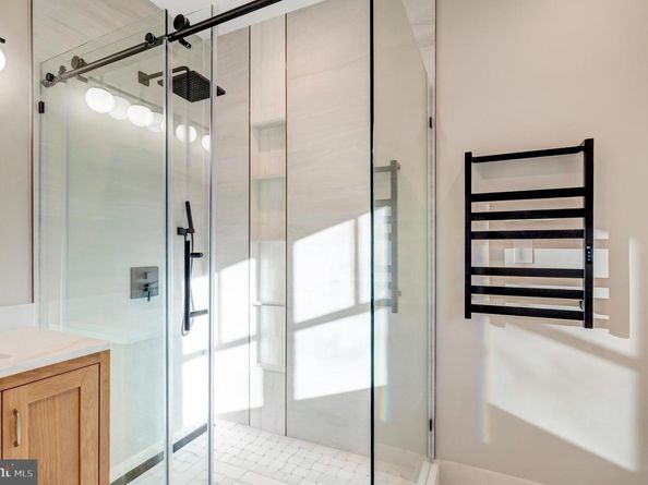 5921 Chesterbrook Road, Mclean VA 22101