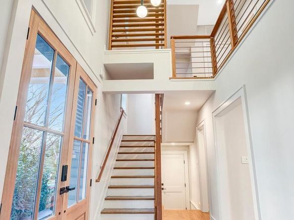 5921 Chesterbrook Road, Mclean VA 22101