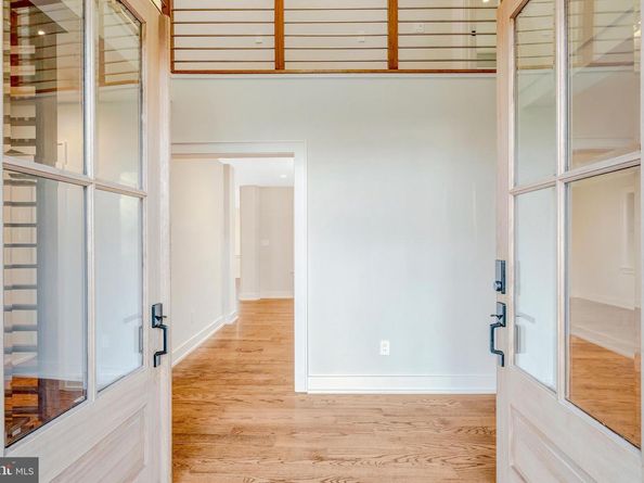 5921 Chesterbrook Road, Mclean VA 22101