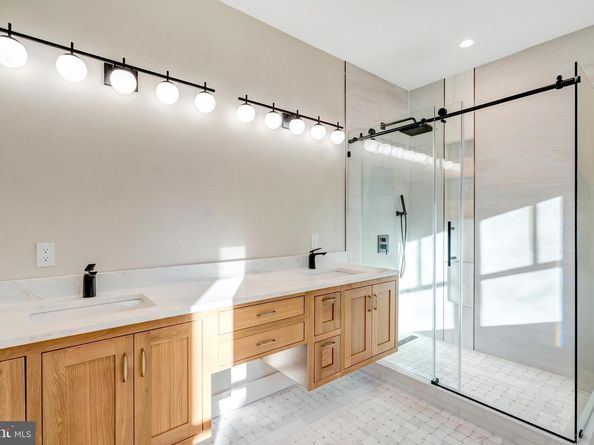 5921 Chesterbrook Road, Mclean VA 22101