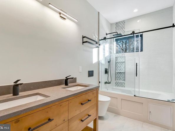 5921 Chesterbrook Road, Mclean VA 22101