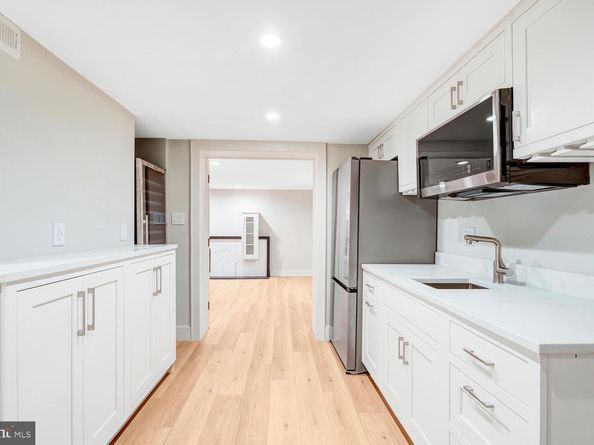 5921 Chesterbrook Road, Mclean VA 22101