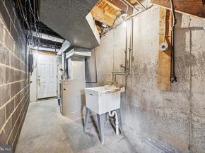 3419 Valley Green Drive, Drexel Hill PA 19026