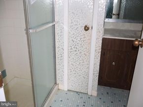 238 Glen Place 238, Elkins Park PA 19027