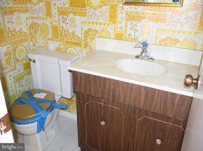 238 Glen Place 238, Elkins Park PA 19027