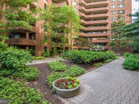 4550 N Park Avenue 301, Chevy Chase MD 20815