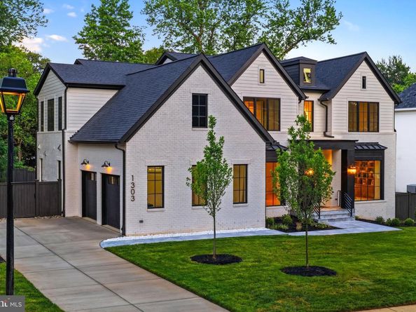 1303 Elsinore Avenue, Mclean VA 22102