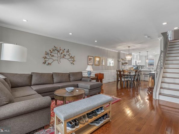2027 Catharine Street, Philadelphia PA 19146