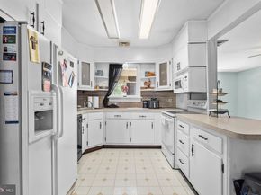 51 Nickelhill Lane, Levittown PA 19054
