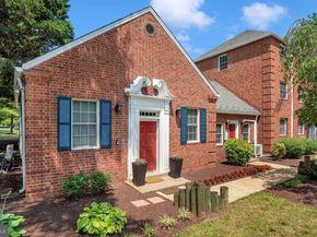 1700 W Abingdon Drive 203, Alexandria VA 22314
