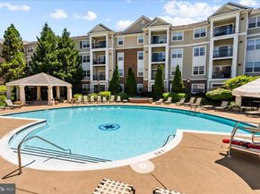 12913 Centre Park Circle 103, Herndon VA 20171