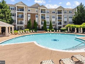 12913 Centre Park Circle 103, Herndon VA 20171