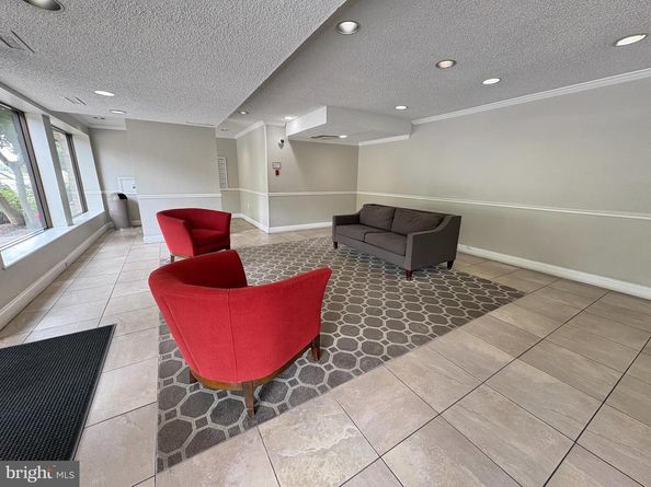 6133 Leesburg Pike 601, Falls Church VA 22041