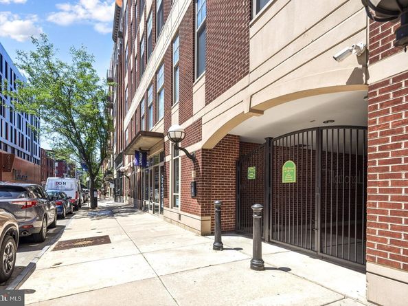 130 N 2nd Street 4B5, Philadelphia PA 19106