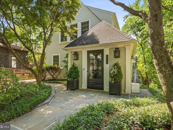 4310 Cathedral Avenue NW, Washington DC 20016