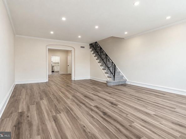 6420 N 15TH Street, Philadelphia PA 19126