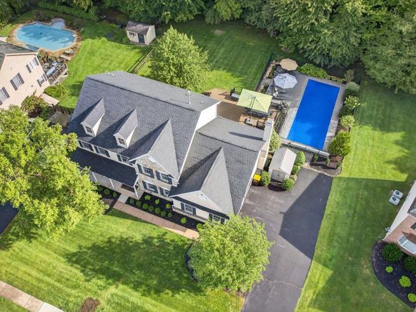 813 Princeton Drive, Warrington PA 18976