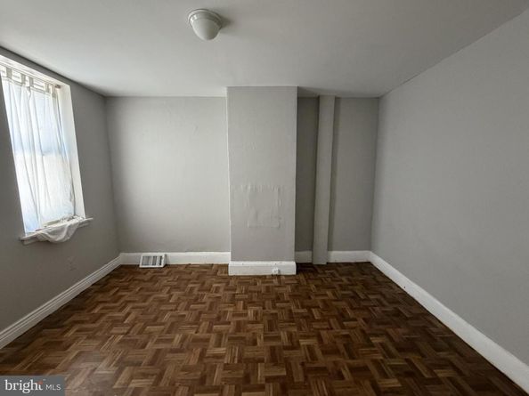 3433 Mount Vernon Street, Philadelphia PA 19104