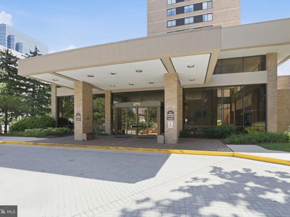 3713 S George Mason Drive 810, Falls Church VA 22041