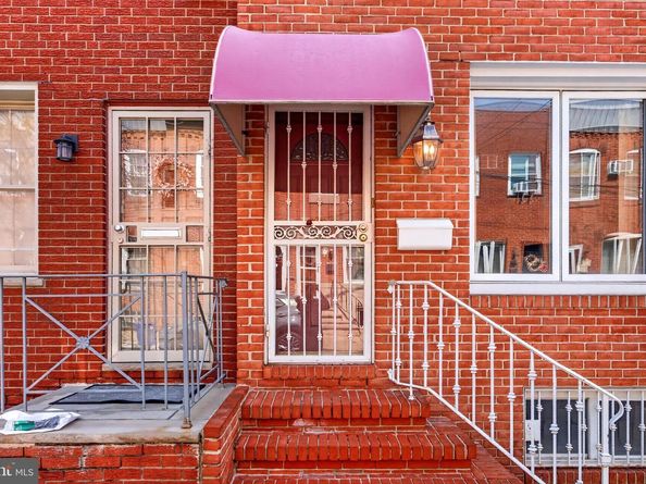 2419 S Woodstock Street, Philadelphia PA 19145
