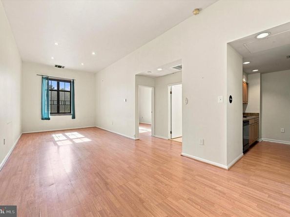 1601 Spring Garden Street M114, Philadelphia PA 19130