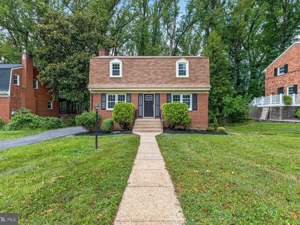 6536 Oakwood Drive, Falls Church VA 22041
