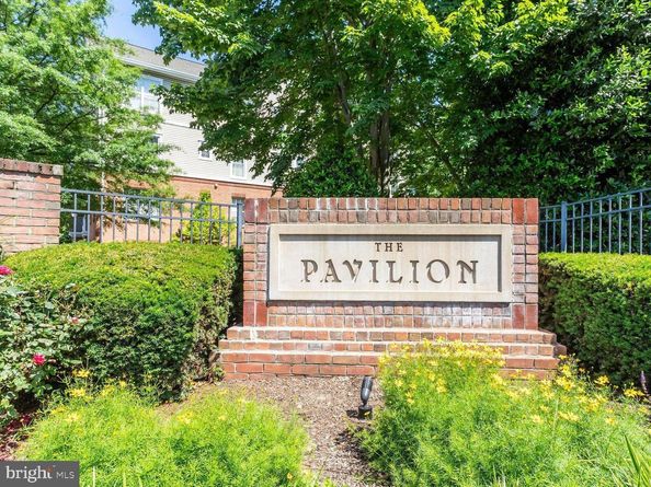 6990 Falls Reach Drive 301, Falls Church VA 22043