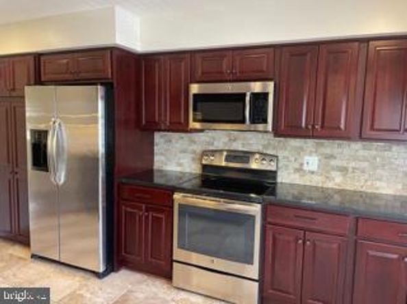 13 E Cliff Street, Alexandria VA 22301