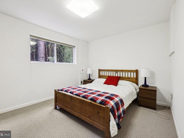 5417 Gary Place, Alexandria VA 22311
