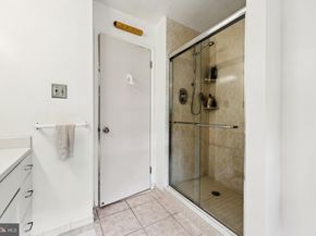 5417 Gary Place, Alexandria VA 22311